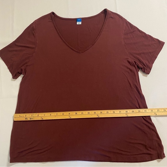 Old Navy Sz L Burgundy Luxe Top - Picture 4 of 5